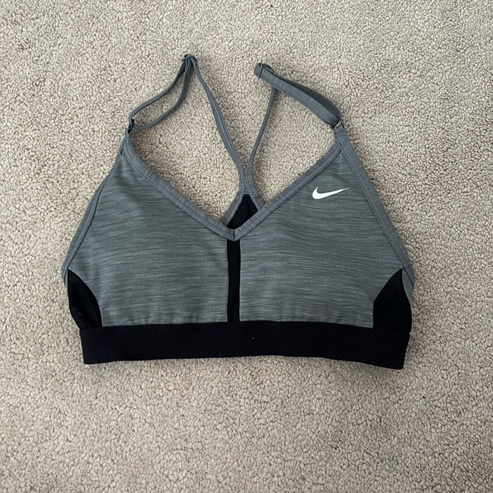 nike sports bra
